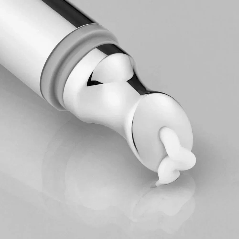 VT Reedle Shot Lifting Eye Cream