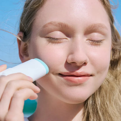 Centella Hyalu-Cica Silky-Fit Sun Stick SPF50+ PA++++ SKIN1004