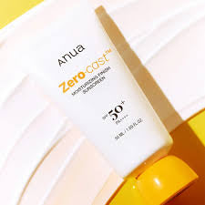 Anua Zero-Cast Moisturizing Finish Suncreen